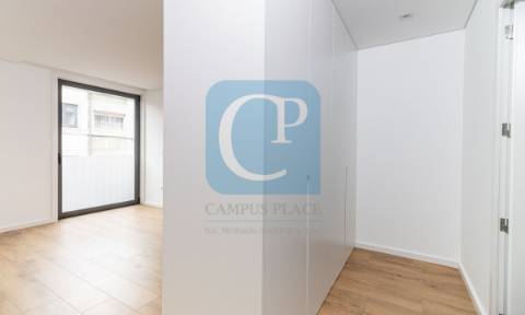 Apartamento T2 novo, na Azenha, Paranhos