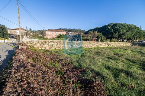 Terreno para construção em Reguenga