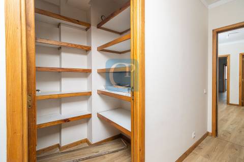 Apartamento T3 no Centro de Gaia