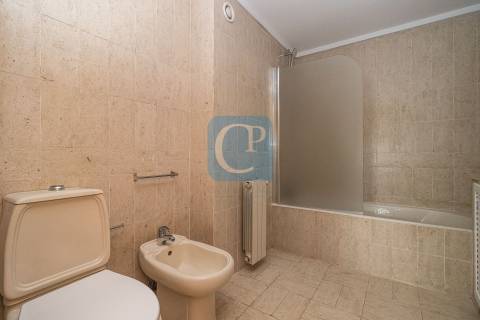 Apartamento T3 no Centro de Gaia