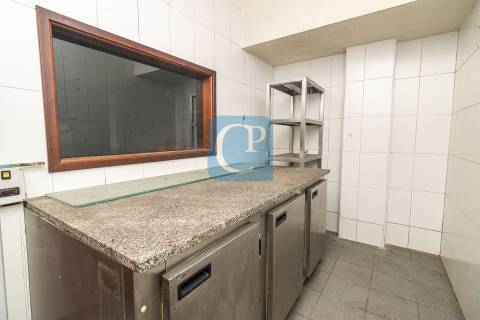 Loja em Santo Ovídio, Vila Nova de Gaia