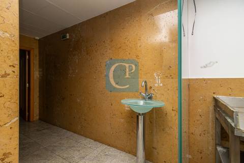 Loja em Santo Ovídio, Vila Nova de Gaia