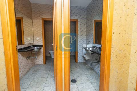 Loja em Santo Ovídio, Vila Nova de Gaia