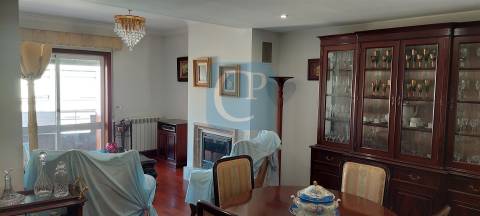 Apartamento T3 com terraço à Areosa, Rio Tinto