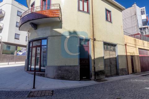 Apartamento T1 Duplex, Ramada Alta, em Cedofeita