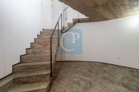 Apartamento T1 Duplex, Ramada Alta, em Cedofeita