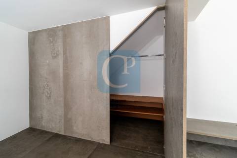 Apartamento T1 Duplex, Ramada Alta, em Cedofeita