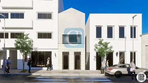 Moradia T6,  na zona ARU, em Matosinhos Sul