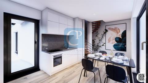 Moradia T6,  na zona ARU, em Matosinhos Sul