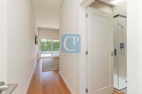 Moradia V5 com piscina e jardim, em Nogueira na Maia