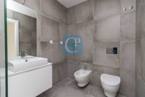 Apartamento T1 novo com varanda - Empreendimento Agra Campus