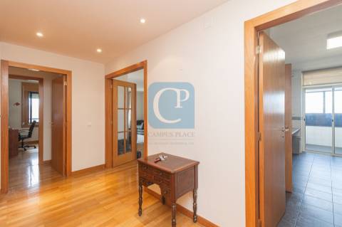 Apartamento T3 equipado e semi-mobilado na Prelada, Porto