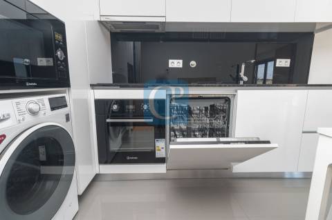 Apartamento T1 Kit, no Asprela Domus I, ao Hospital S. João