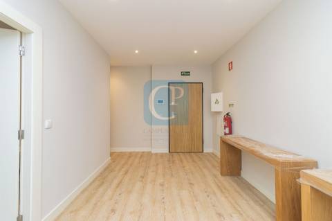 Apartamento T3 novo com terraço, em Cedofeita, Porto