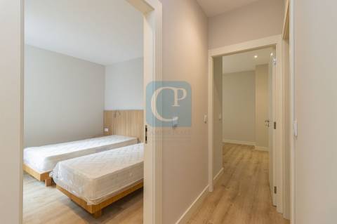 Apartamento T3 novo com terraço, em Cedofeita, Porto