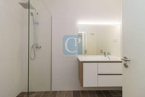 Apartamento T3 novo com terraço, em Cedofeita, Porto
