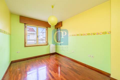 Moradia V4+1 ao Freixo, Campanhã, Porto