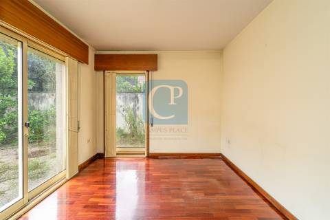 Moradia V4+1 ao Freixo, Campanhã, Porto