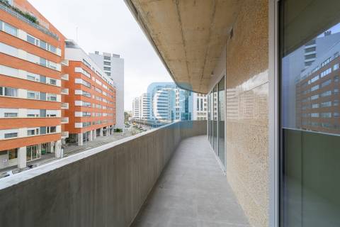 Apartamento T2 novo no Edifício Bela Vista - Boavista