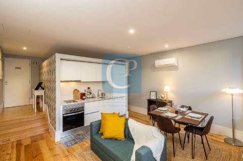 Apartamento T0 equipado e mobilado em Bonfim, Porto