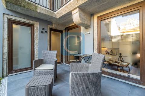 Apartamento T0 equipado e mobilado em Bonfim, Porto