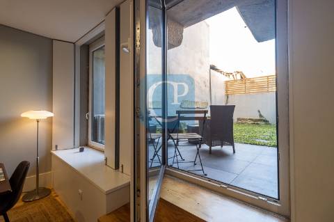 Apartamento T0 equipado e mobilado em Bonfim, Porto