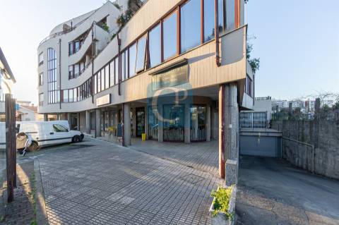 Café mobilado e equipado na Cidade da Maia, Maia