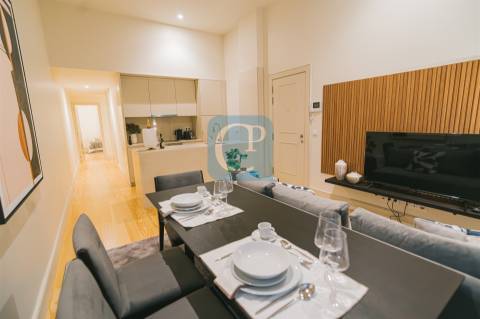 Apartamento T2 Kit, Empreendimento Trindade, na Baixa do Porto