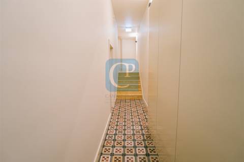Apartamento T2 Duplex, Empreendimento Trindade, na Baixa do Porto