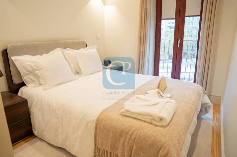 Apartamento T2 Duplex, Empreendimento Trindade, na Baixa do Porto