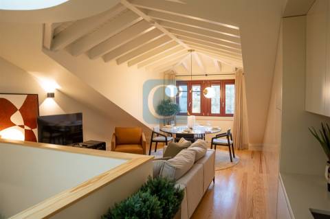 Apartamento T2 Duplex, Empreendimento Trindade, na Baixa do Porto