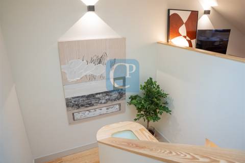 Apartamento T2 Duplex, Empreendimento Trindade, na Baixa do Porto