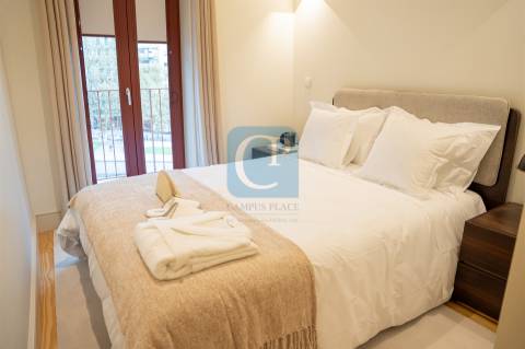 Apartamento T2 Duplex, Empreendimento Trindade, na Baixa do Porto