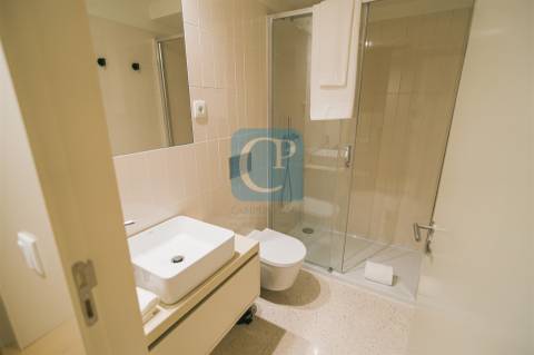 Apartamento T1 Duplex, Empreendimento Trindade, na Baixa do Porto