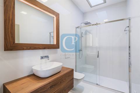 Moradia Geminada V3+2 ao Hospital São João, Paranhos, Porto