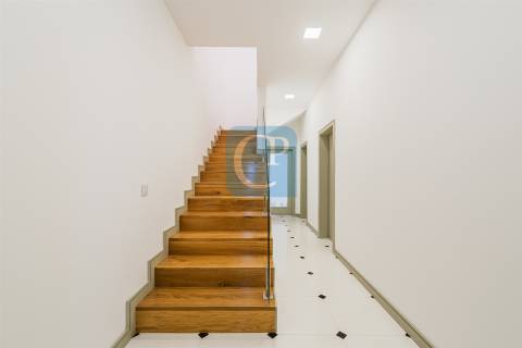 Moradia Geminada V3+2 ao Hospital São João, Paranhos, Porto