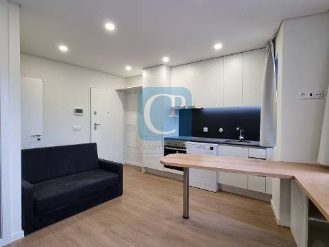 Apartamento T0 Kit novo, ao Hospital de S. João