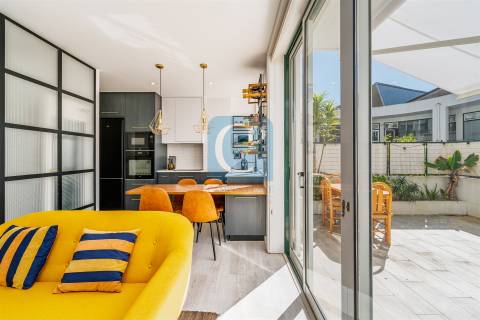 Apartamento T1 com terraço em Leça da Palmeira