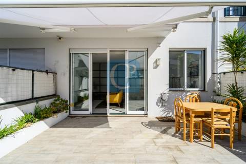 Apartamento T1 com terraço em Leça da Palmeira