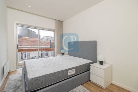 Apartamento T2 remodelado em Cedofeita, Porto
