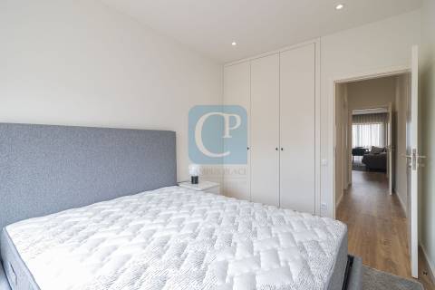 Apartamento T2 remodelado em Cedofeita, Porto