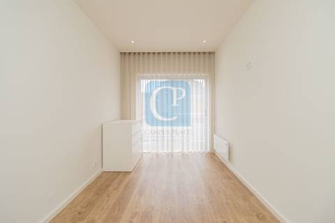 Apartamento T2 remodelado em Cedofeita, Porto