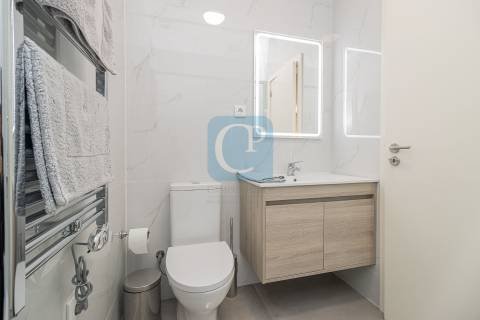 Apartamento T2 remodelado em Cedofeita, Porto