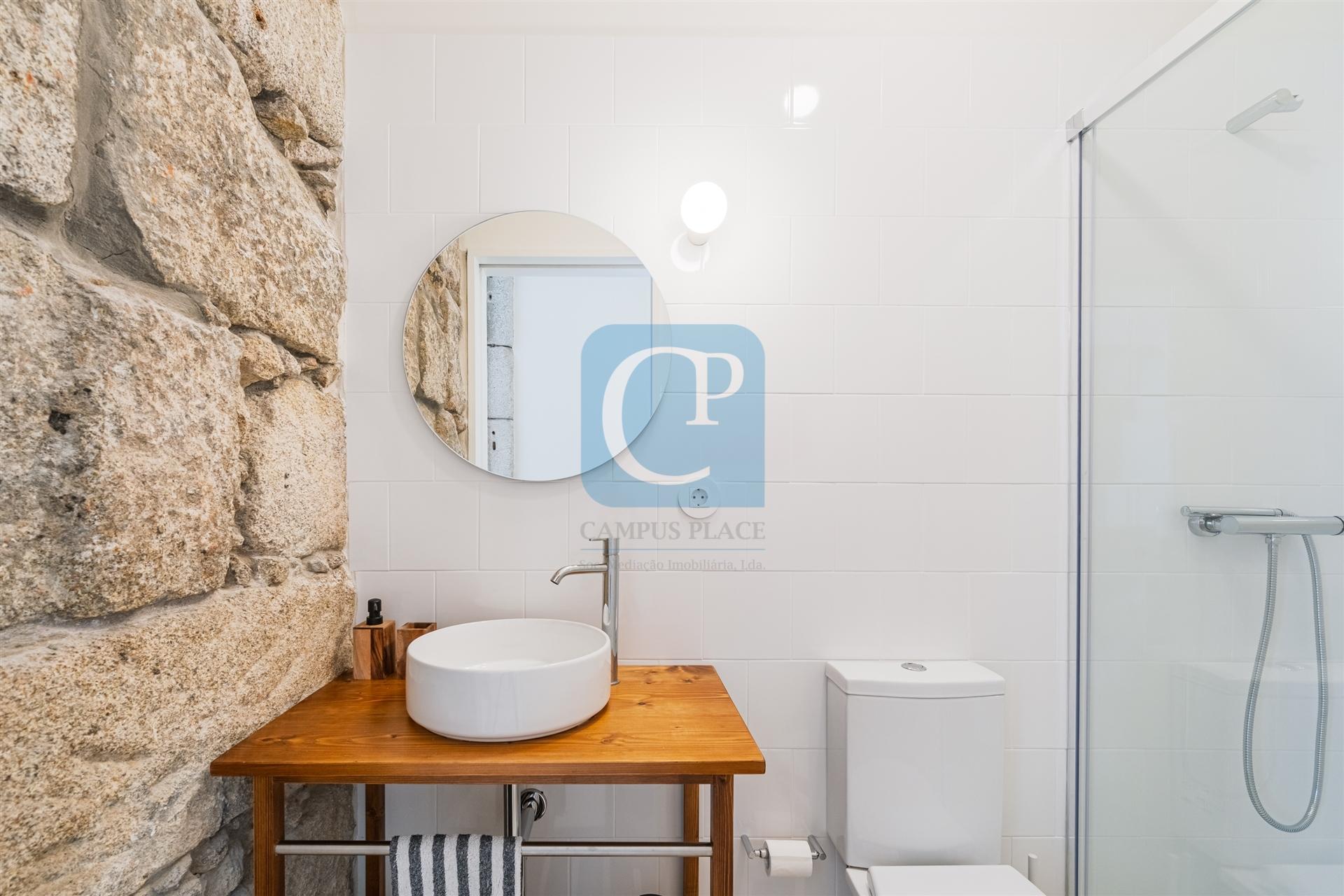 Apartamento T0 novo em Vale Formoso, Paranhos, Porto