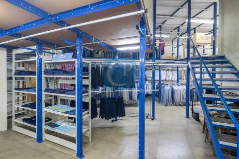 Loja para comércio no Centro do Porto