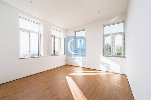 Moradia V5 remodelada em Soalhães, Marco de Canaveses