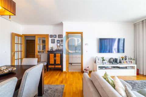 Apartamento T3 no Empreendimento Orfeão do Porto na Boavista