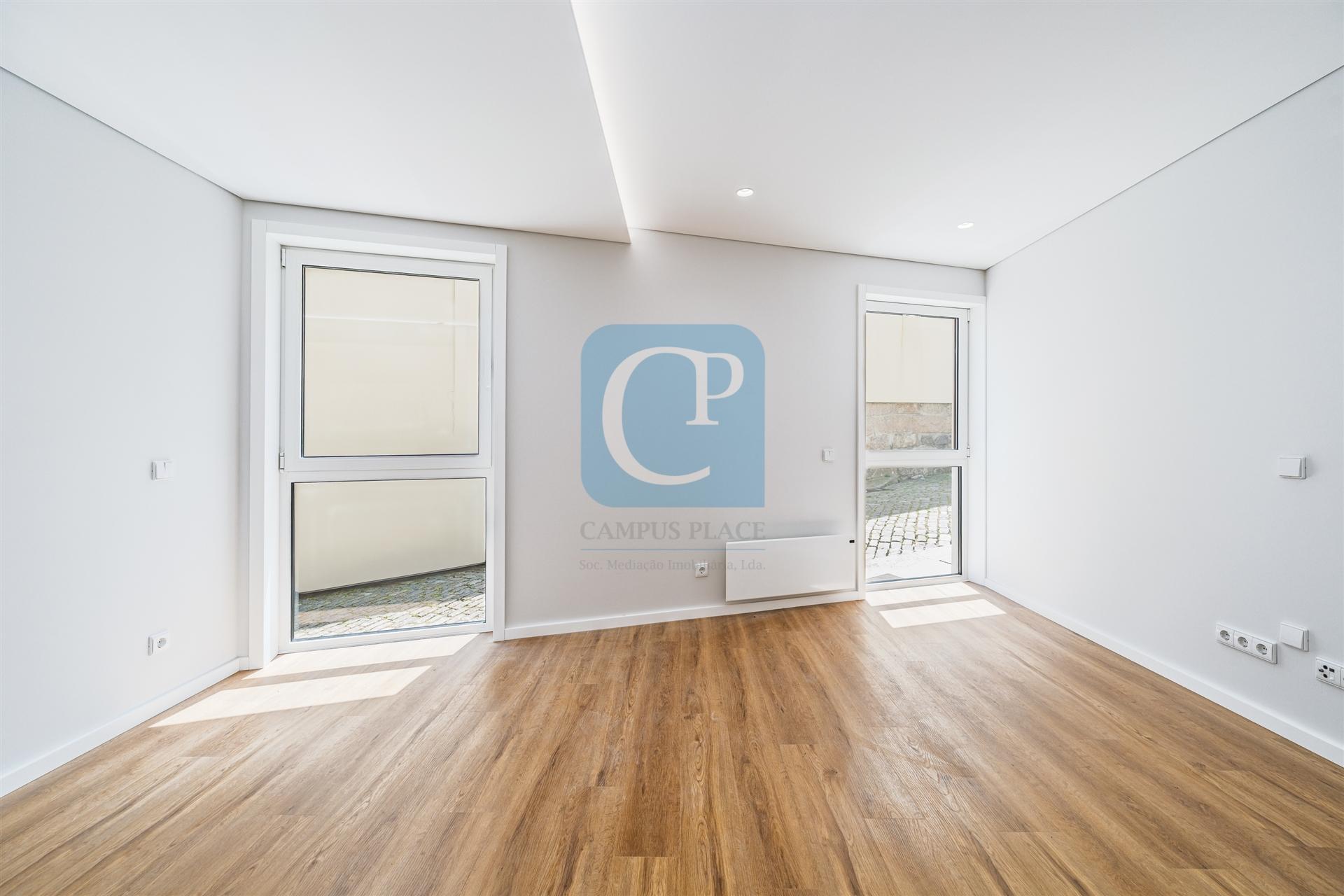 Apartamento T2 novo em, Campanhã, Porto
