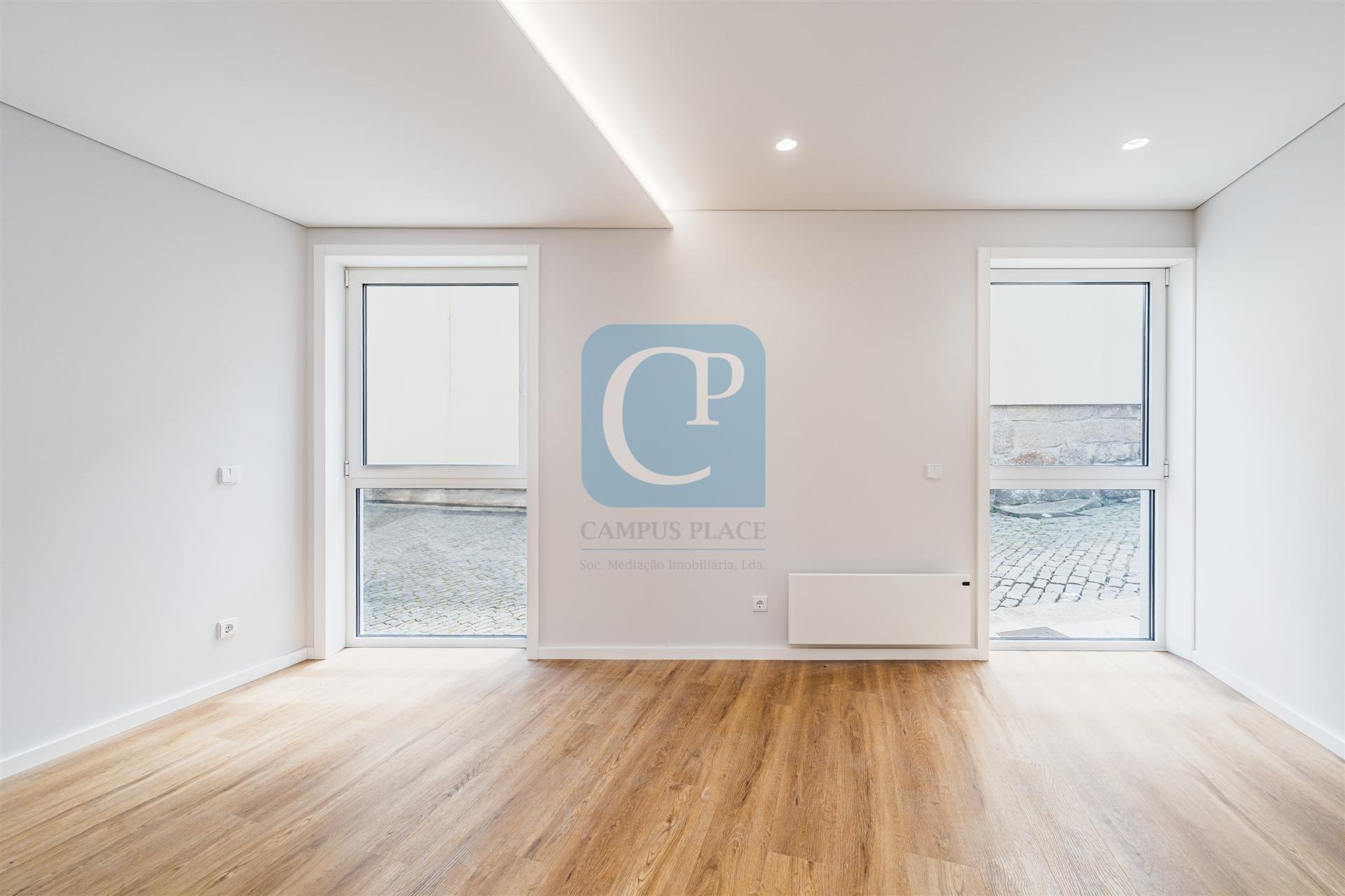 Apartamento T2 novo em, Campanhã, Porto