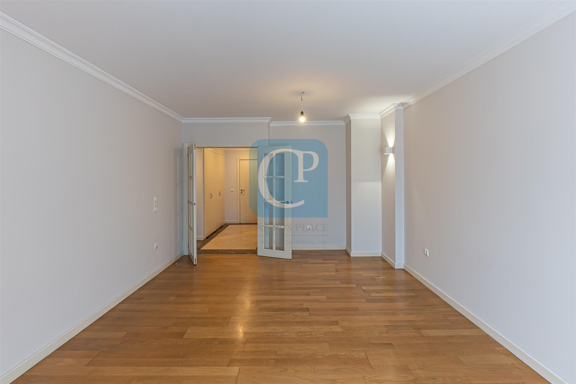 Apartamento T2 em Lordelo do Ouro, Porto
